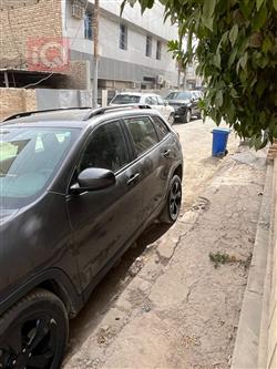 جیپ شیرۆکی
